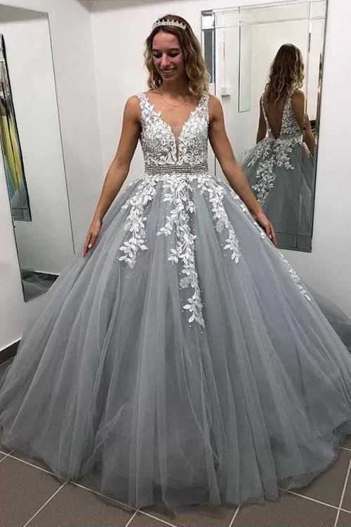 Ball Gown Gray V Neck Prom Dresses with Lace Appliques Quinceanera Dresses