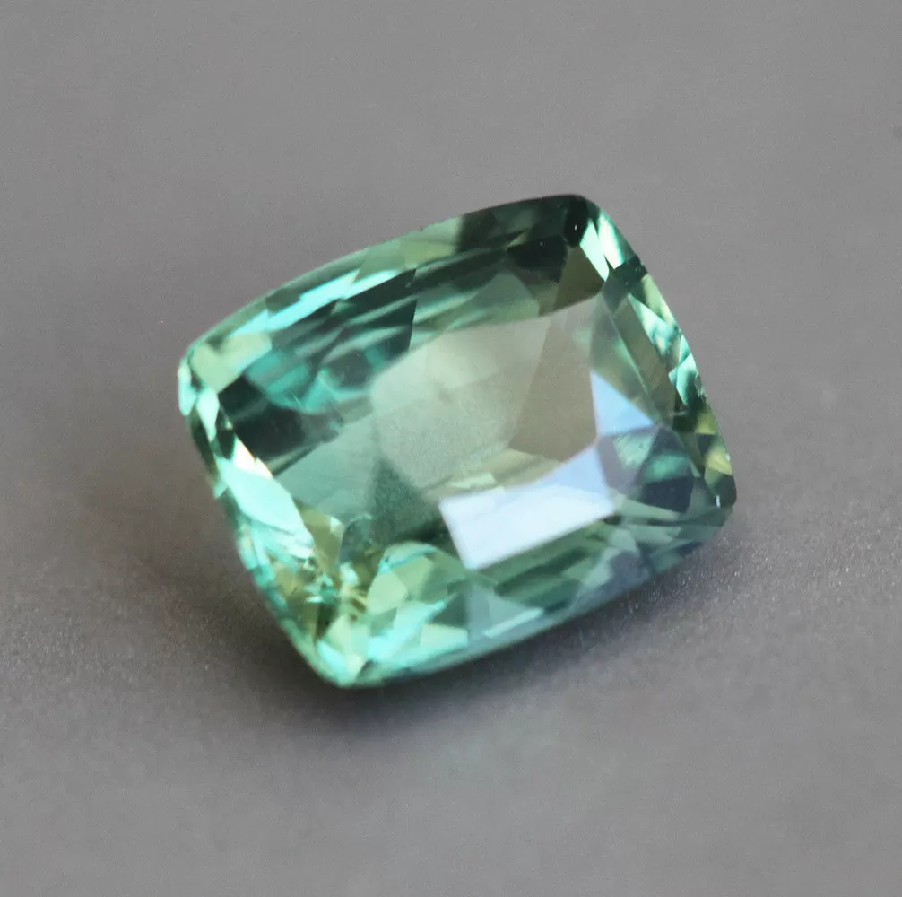 Loose 1.40 Ct Cushion Green Sapphire