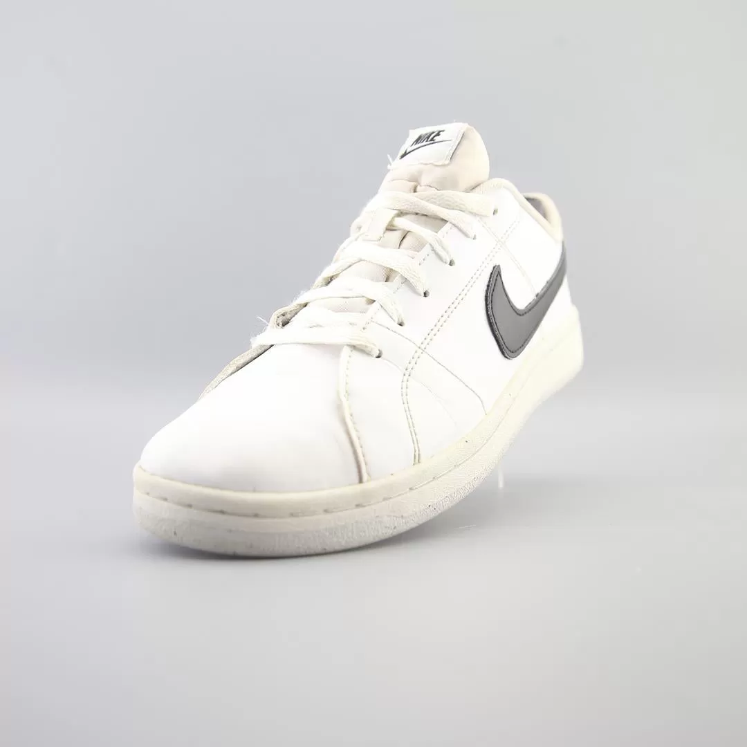 NIKE COURT ROYALE 2